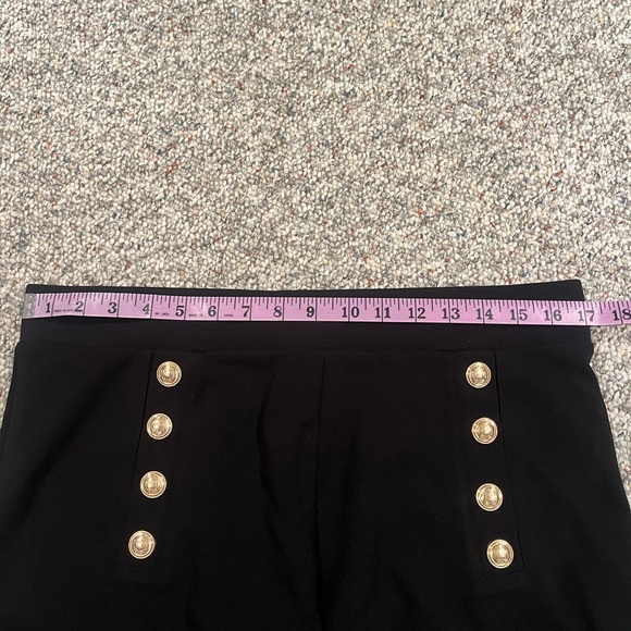 H&M High Waisted Black Gold Button Dress Shorts - Picture 6 of 7